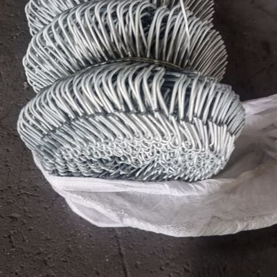 Altezza 1,8 m diametro del filo 4 mm di maglia 90 * 90 mm di sicurezza Industrial Chain Link Fence