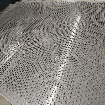 Piastra metallica perforata con buco esagonale antiscivolo con diverse dimensioni di apertura e servizio OEM personalizzato