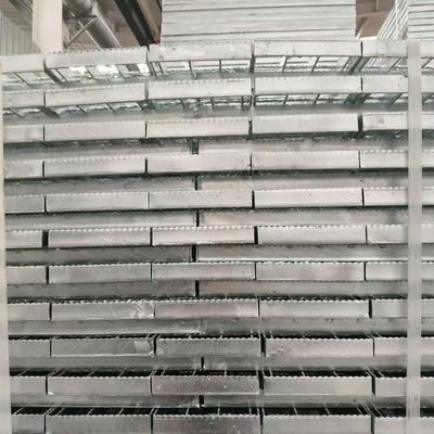 Griglie in acciaio industriale disponibili per i vari requisiti del cliente
