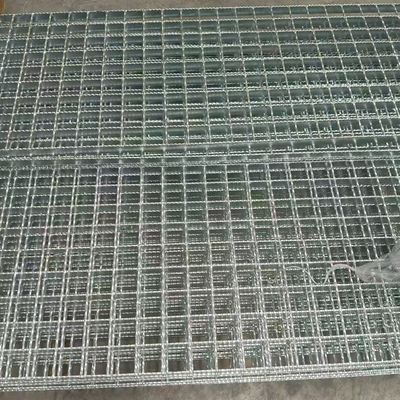 Piastra a griglia in acciaio con drenaggio antiscivolo e antivento, utilizzabile per lungo tempo in miniera