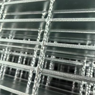 Bar di cuscinetto d'argento liscio Galvanizzato Griglia in acciaio piatto con barre trasversali da 3 mm