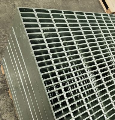 Griglia di pavimento in acciaio brillante da 3 mm con barra trasversale da 30 mm