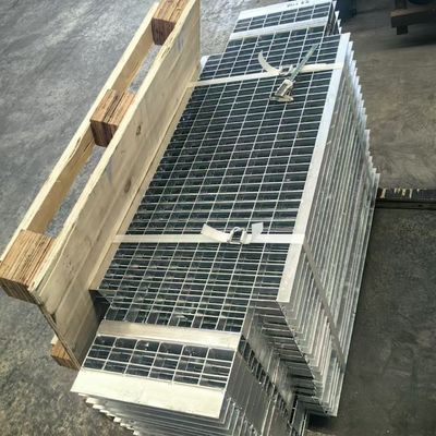 Griglie in acciaio a barre piatte inossidabile con maglia da 30 mm per applicazioni industriali