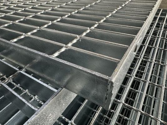 Griglie di acciaio galvanizzato a barre trasversali da 3 mm per piattaforme industriali