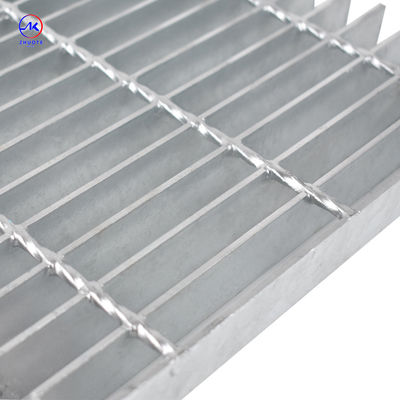 Griglia di acciaio industriale 30 mm Bar di cuscinetto spaziatura 1000x1000 mm Brillante sulla superficie per applicazioni pesanti